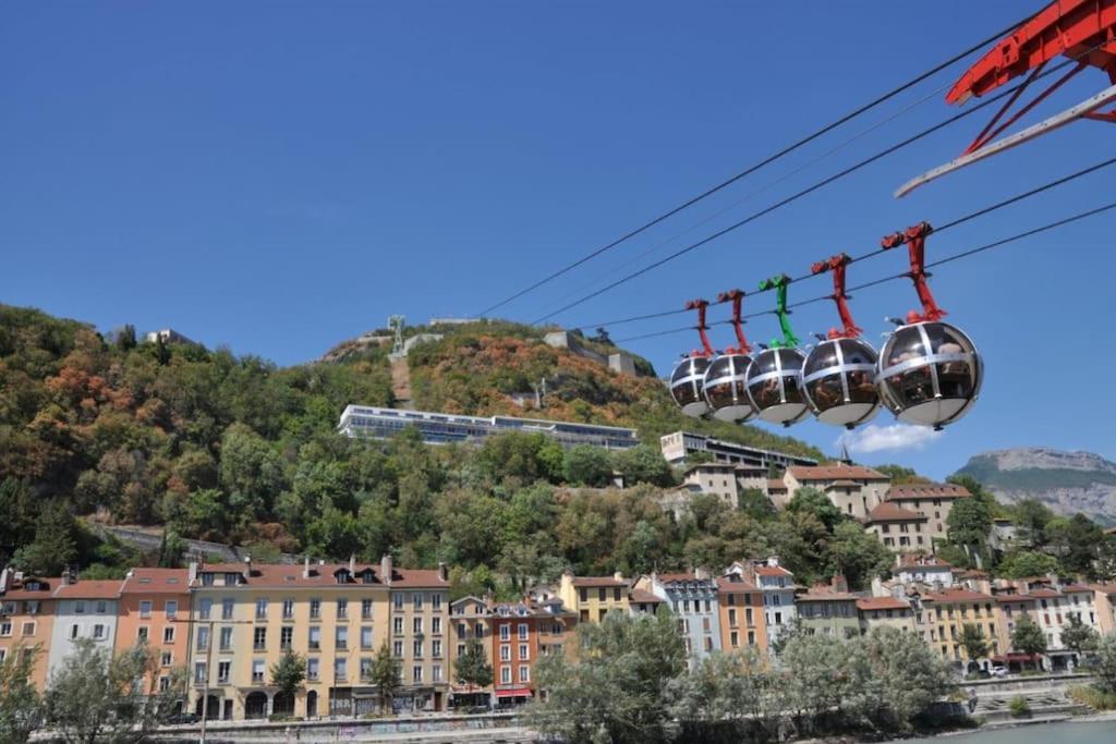 Grenoble Sud Varces Suite Privatisee Au Pied Des Montagnes Exterior photo